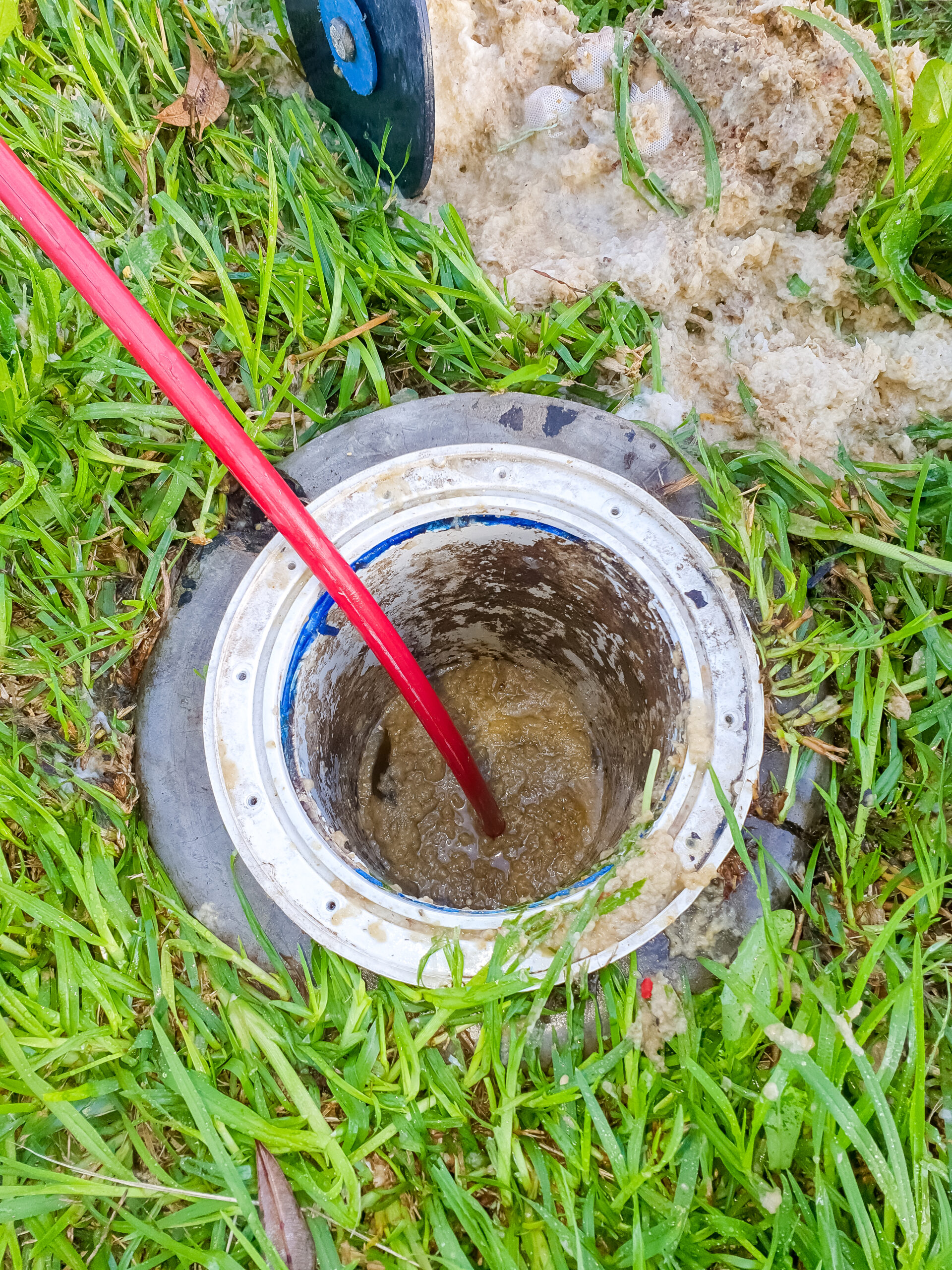 drain cleaning by Illawarra plumber & drainer